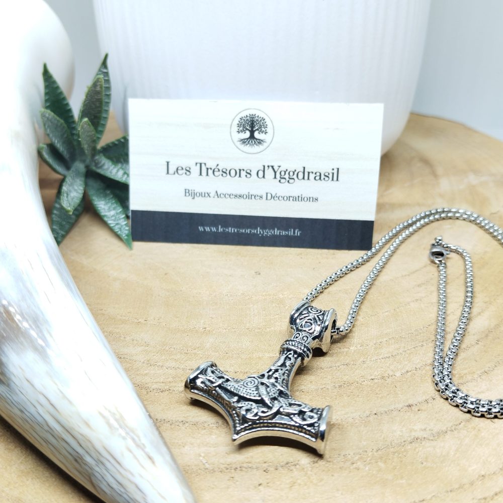 Collier "Marteau de Thor"