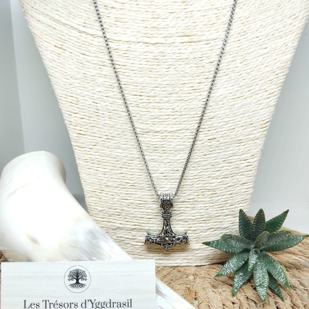 Collier "Marteau de Thor"