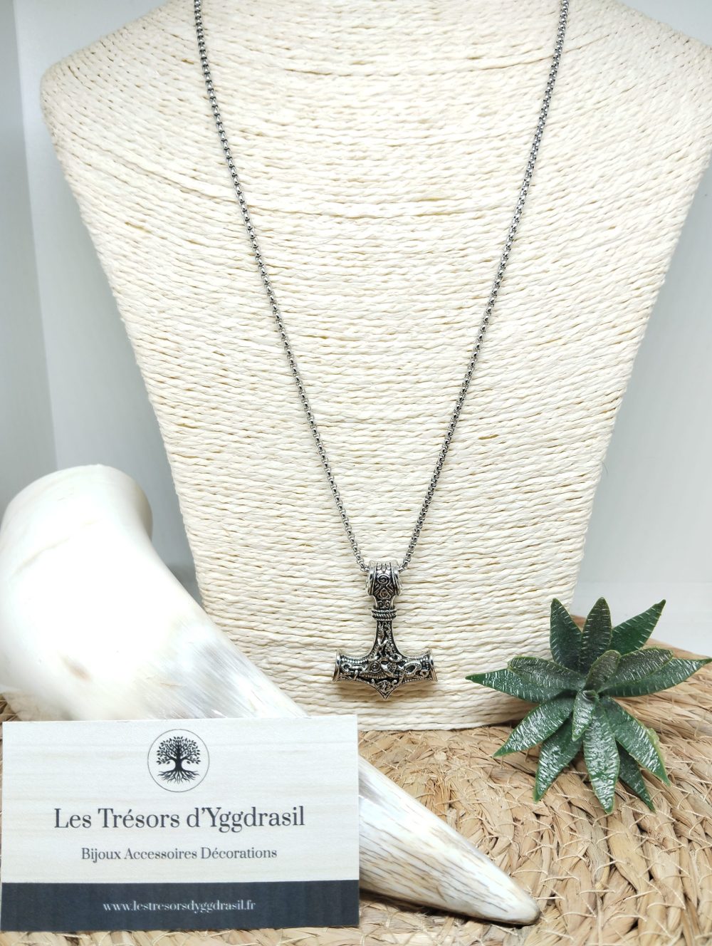 Collier "Marteau de Thor"