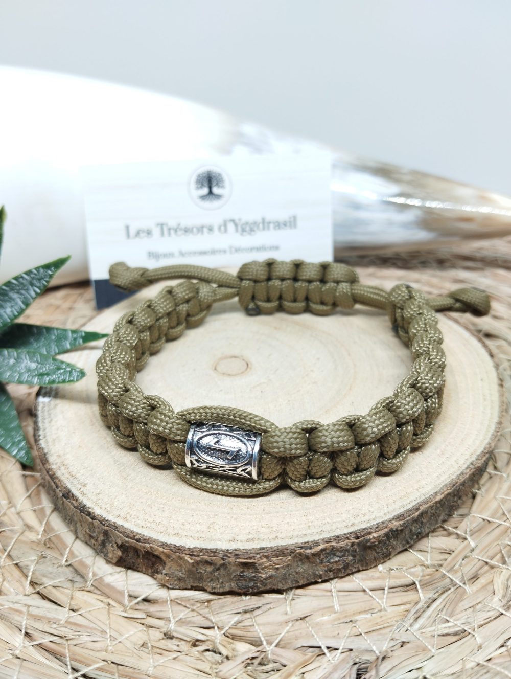 Bracelet "Rune Eihwas"