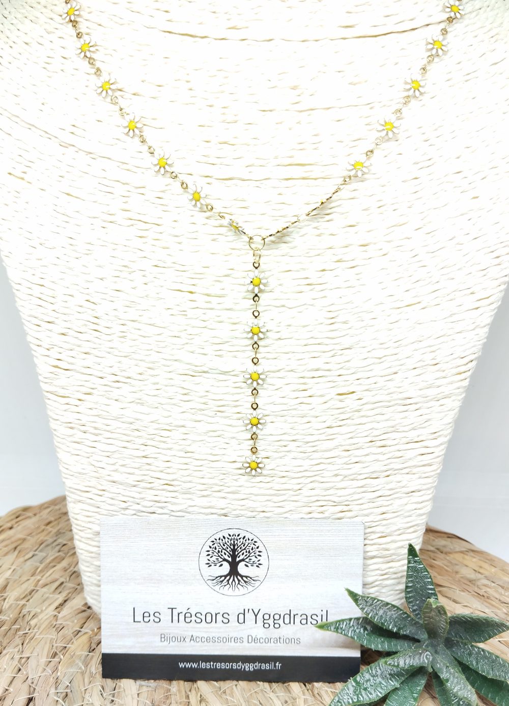 Collier marguerites blanches