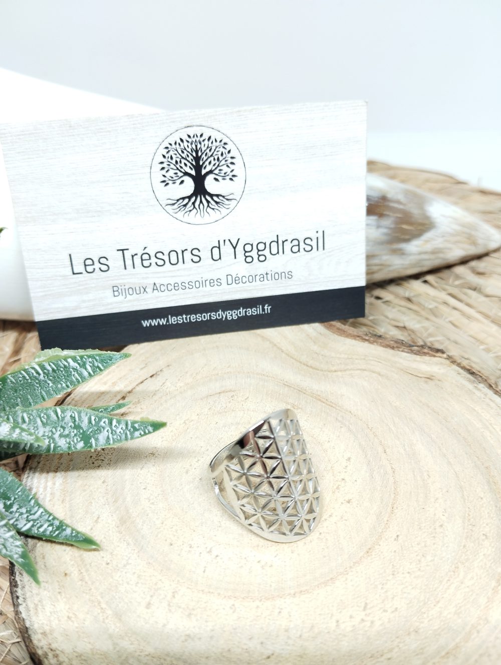Bague "Fleur de vie"