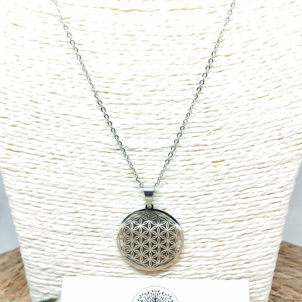 Collier " Fleur de vie "